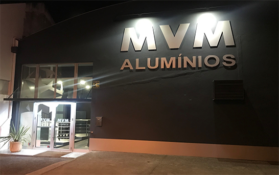 M V M - Alumínios, Lda